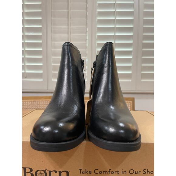 BORN Women's Olivia Black Booties Black Leather Size 6 NIB Tailored Block Heel - Picture 7 of 12